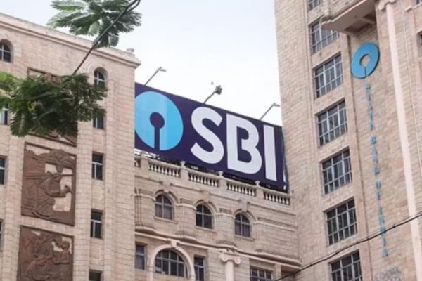 SBI Recruitment: एसबीआई ने इनवेस्टमेंट ऑफिसर के पदों पर निकाली जॉब, ये भी करें अप्लाई