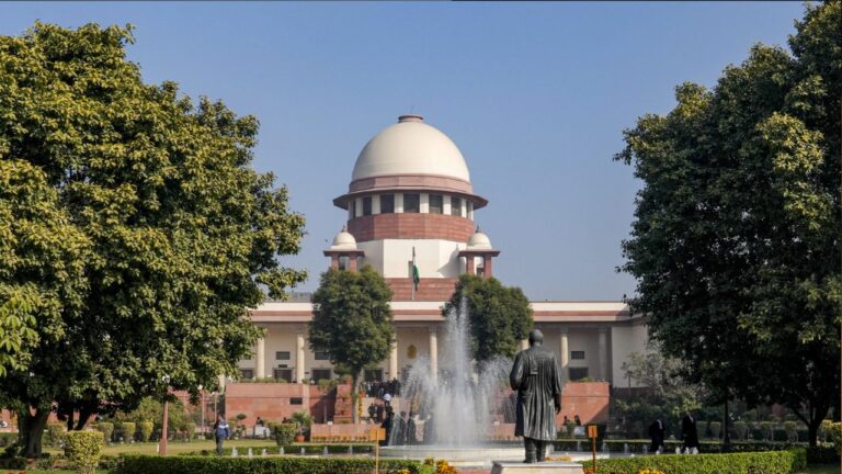 Supreme Court Recruitment: सुप्रीम कोर्ट में कोर्ट मास्टर के 20 पदों पर भर्ती, 15 नवंबर तक करें आवेदन